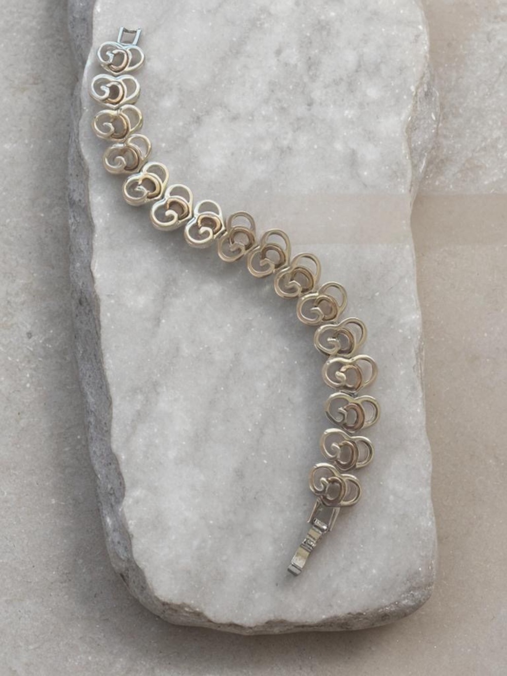 Two tone Linked Heart (GOD) Bracelet fits up to 7 inches - Picture 7 of 8